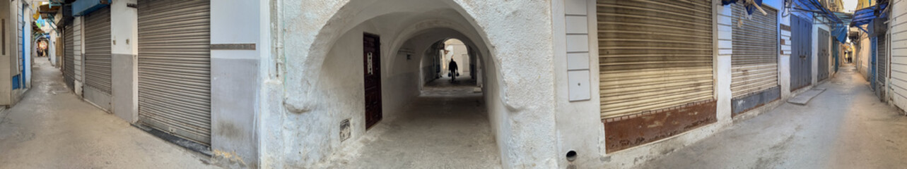 Street scene in Tunis old city (Medina)