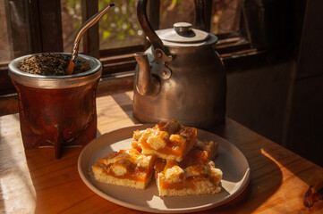 mate argentino. desayuno tradicional con yerba mate.