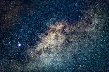 Obraz premium Stargazing beneath the Milky Way Galaxy