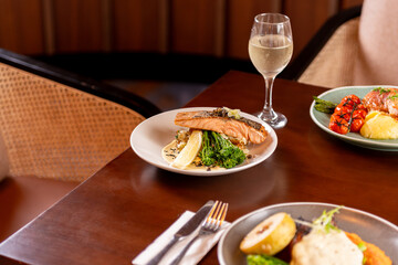 Grilled Salmon And Vegetables