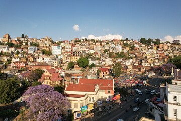 Obraz premium Ambohijatovo’s Central Market and Rooftop Density | Madagascar | JPEG