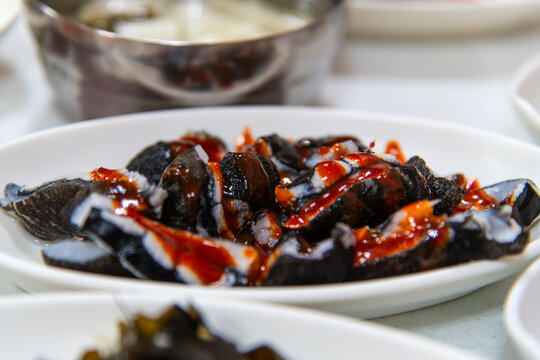 sashim of cold water skate with gochujang sauce