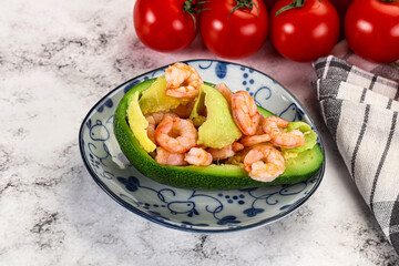 Dietary avocado cut with prawn