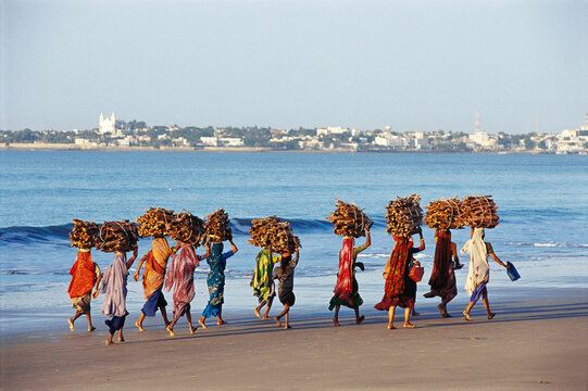 indian women carrying headload India 