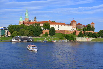 Zamek Królewski na Wawelu, dawna siedziba i miejsce koronacji Królów, Kraków, Małopolska, Polska, panorama, krajobraz miasta,   © Albin Marciniak
