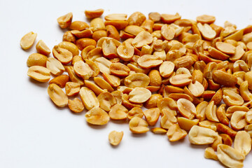 Roasted peanuts for snacking, or used as toppings for various dishes.