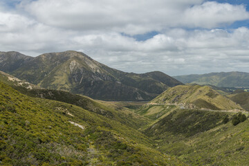 Fototapeta premium ニュージーランド カンタベリー地方にあるポーターズ・パス・ビューポイントから見える風景