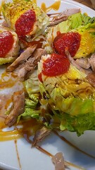 tuna belly with organic lettuce, salad