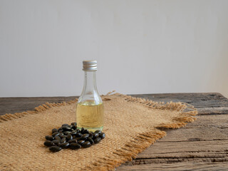 Custard apple seed oil is obtained by cold-pressing the seeds of the custard apple.