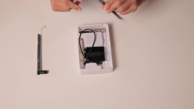 Installed in the system unit of the computer i adherent - transmitter for wireless network WIFI