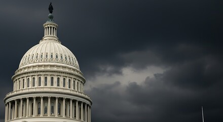 Obraz premium Dramatic view of the United States Capitol Building under stormy skies