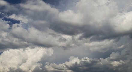 photo of a very cloudy sky. 