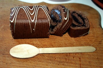 sweet chocolate roll. pieces of chocolate roll sweet