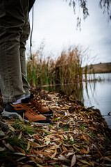 Obraz premium Autumn Hike by Quiet Lake