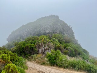 Wanderung vom Wanderparkplatz Achada do Teixeira zum Pico Ruivo, dem h&ouml;chsten Berg von Madeira