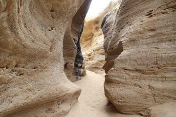Stunning views of the Tamlaline area, including the sea, sand hills and rocks	