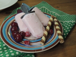 white chocolate cake