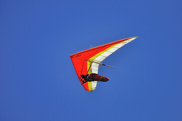 Hang gliding, sport or leisure or hobby