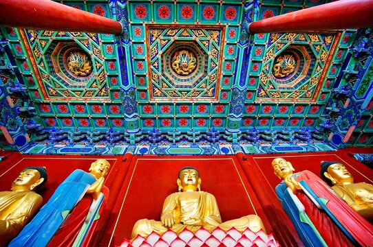 White Pagoda Temple (Miaoying Temple), Beijing, China