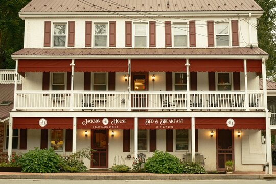 Jackson House Bed & Breakfast, Railroad, Pennsylvania