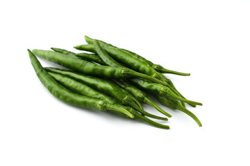夏野菜　青唐辛子（青とうがらし, 青トウガラシ）白背景　コピースペースあり　Green chili peppers (green pepper,chile verde) white background, copy space available
