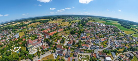 Die Gemeinde Rot an der Rot in Oberschwaben zwischen Biberach und Memmingen von oben