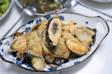Golden Crispy Fried Eggplant – Chinese Home-Style Dish