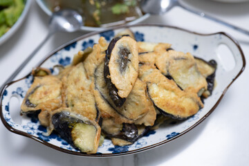 Golden Crispy Fried Eggplant – Chinese Home-Style Dish