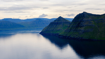 Explore the breathtaking Gonguturur Hvithamar Trail in the Faroe Islands with stunning coastal views