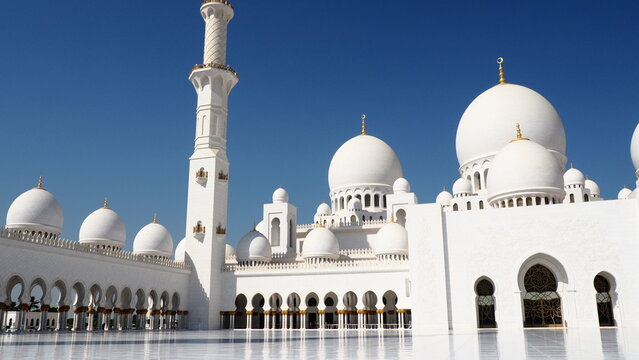 Wei&szlig;e Sheikh-Zayed-Moschee in Abu Dhabi, VAE