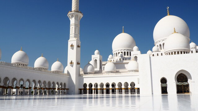 Wei&szlig;e Sheikh-Zayed-Moschee in Abu Dhabi, VAE