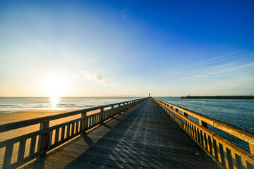 Obraz premium View of the beach and surrounding landscape on the coast near Calais. 