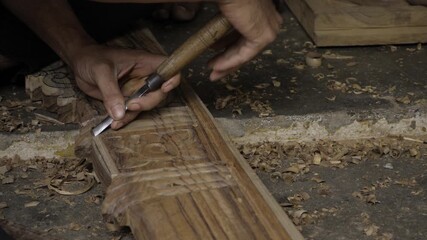 Mastering the Wood - Precise Craftsmanship in Action