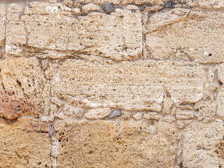 Trame della Roma Antica – Dettaglio ravvicinato di un muro in mattoni di epoca romana