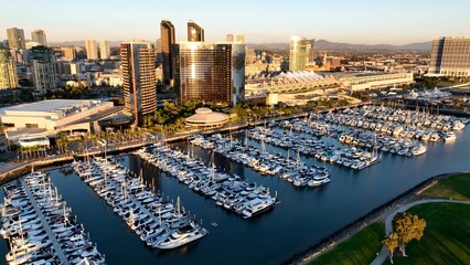 Obraz premium Sunset Coast City In San Diego California United States. Bird Eye View Of A Amazing Coastal Beach In The Summer Holiday. Building Town Sky Clouds Illumination Urban. Town Illumination.