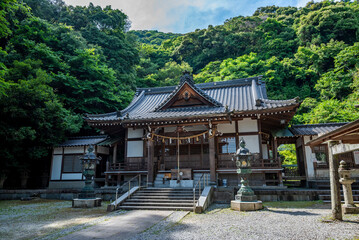 Fototapeta premium 白山比咩神社 拝殿 山口県岩国市