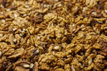 a lot of peeled walnuts