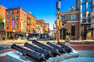 Philadelphia, Pennsylvania, USA, view of the Old City neighborhood. Monument with the cannons