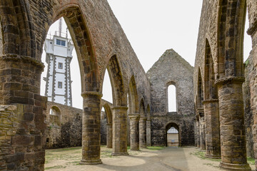 Fototapeta premium Abbaye de Saint-Mathieu à Pointe Saint-Mathieu - Plougonvelin dans le département du Finistère - Bretagne