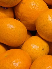 oranges in the market