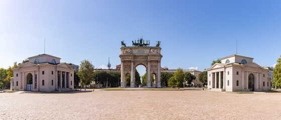Fototapeta premium Arco della Pace and Piazza Sempione Panorama