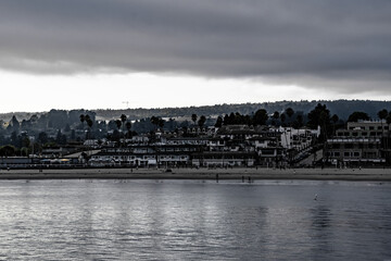 Fototapeta premium Santa Cruz Skyline With Dark Winter Clouds Along Beach in California