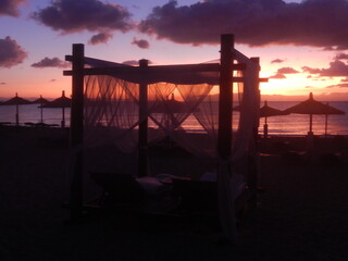 Sunrise at the beach © Katalin