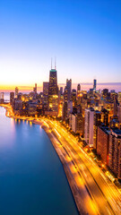 Obraz premium Chicago Skyline Dusk with Lakefront Drive.