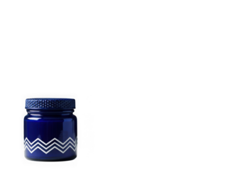 Small blue jar with white zigzag pattern isolated on transparent background