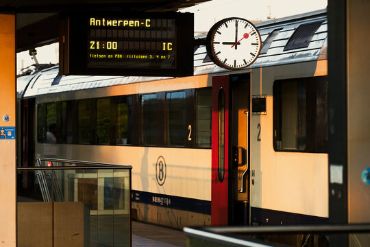 NMBS SNCB train in Sint Niklaas departure on scheduled time to Antwerp