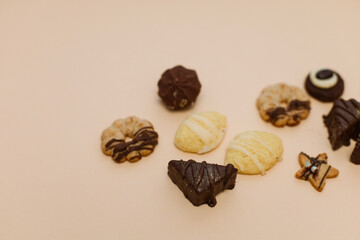 cookies on a plain background, Christmas cookies