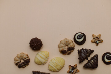 cookies on a plain background, Christmas cookies
