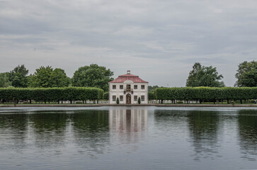 Obraz premium house on the lake