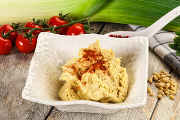Natural chickpea hummus with paprika